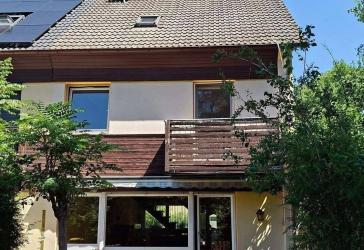 Sanierungsbedürftiges Haus in Top-Lage von Weiherhof sucht Käufer mit handwerklichem Geschick