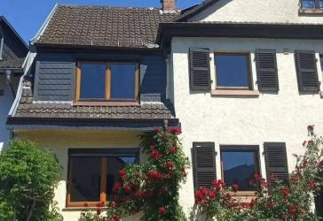 Charmantes Haus mit zwei Wohneinheiten in begehrter Höhenlage von Heidelberg-Ziegelhausen