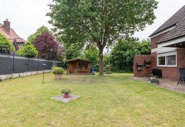 Einfamilienhaus mit ca. 193 m² Wohnfläche und Garage