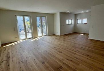Erstbezug in Frechen: Moderne 4-Zimmer-Wohnung mit Balkon und hochwertiger Ausstattung