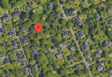 Geplanter Neubau in zweiter Reihe, naturnah und zentral