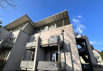Helle Penthouse-Wohnung mit Dachterrasse in modern gestalteter Wohnanlage auf dem Kohlhof (ID2011289c.1)