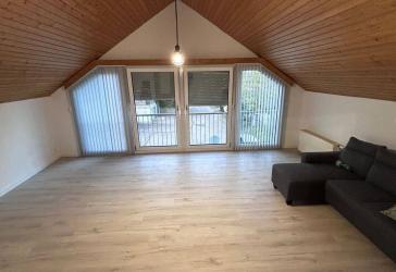 Mietwohnung Dachgeschoss möbliert