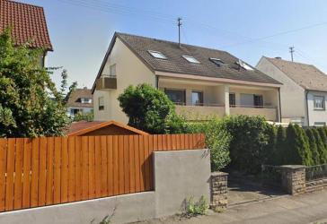 Attraktive Doppelhaushälfte mit durchdachtem Grundriss und Terrasse in Ludwigsburg