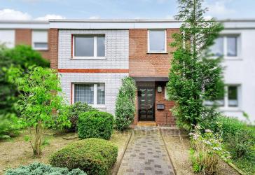 Reihenhausklassiker in ruhiger Südlage.