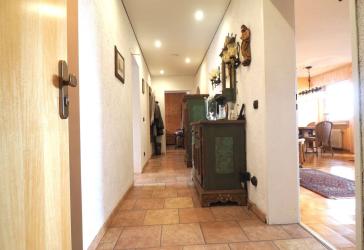 Bereits RESERVIERT!! Gepflegte 3-Zimmer-Wohnung mit Loggia und Einzelgarage!