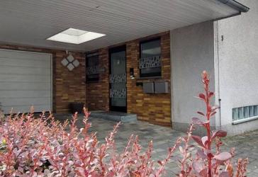 Mehrgenerationenhaus in Bestlage von Haßlinghausen, 3 Einheiten, viel Platz und großer Garten