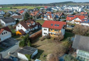 3-Familienhaus mit großem Grundstück – Viel Potenzial!