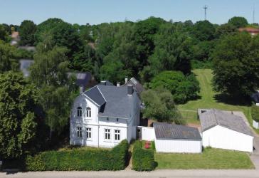 Vorschaubild Villa