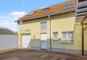 Besonderes Wohnerlebnis: Charmantes Split-Level-Haus in zweiter Reihe!