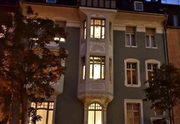 Außergewöhnliche 5-ZKB, Balkon-Wohnung im Staden-Viertel in Denkmalschutzobjekt