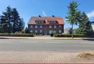 Gemütliche Dachgeschosswohnung mit Gartenanteil und Garage in Oelde!