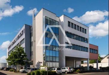 Büro-/Service-/Lagerflächen