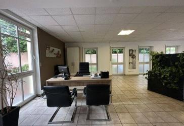 Helle moderne Bürofläche in zentraler Lage von Dingolfing