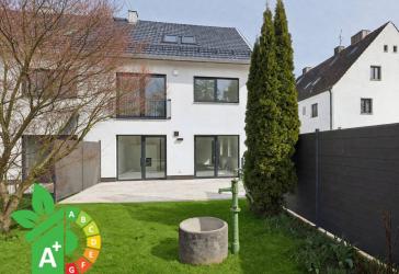 Geräumige und hochwertig ausgestattete A+ Doppelhaushälfte in Erding Mitte