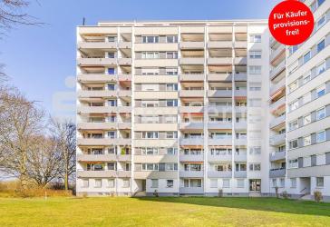 Hoch hinaus: 3-Zimmer-Wohnung im 9. OG mit Schwarzwaldblick
