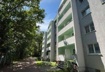 Erdgeschoß 4-Raumwohnung, ruhiger waldiger Stadtrand