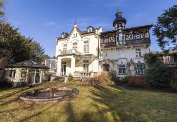 Vorschaubild Villa