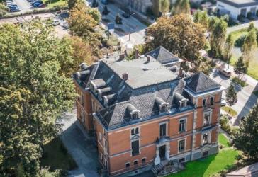 Herrschaftliche Gründerzeit-Fabrikantenvilla - ca. 1.232 m² - saniert 2024 - 60.000 € Einnahmen p.a.