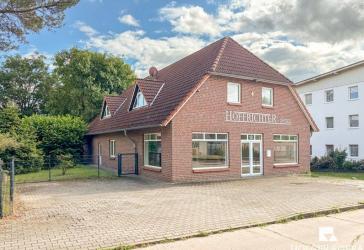 Wohnhaus (Umnutzungsgenehmigung erforderlich)