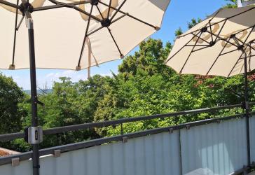 Ohne Makler - von Privat: Top gepflegte 4 Zimmer Wohnung incl. Doppelgarage und EBK