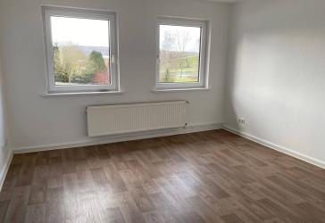 In Renovierung !!! Erdgeschosswohnung mit nagelneuem Bad
