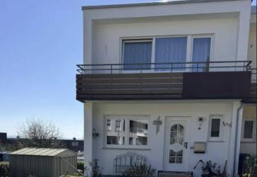Provisionsfrei* Reiheneckhaus mit Einliegerwohnung von Privat in Herrenberg - Brahmsstraße