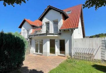 Doppelhaushälfte mit Keller in Trippstadt
