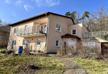Großzügiges Einfamilienhaus mit Panoramablick über das Zenntal
