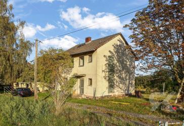 Einfamilienhaus mit großem Potenzial für individuelle Wohnträume in ruhiger Lage in Fohrenlohe