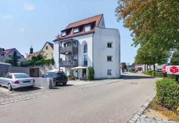 Historisches Anlageobjekt: Denkmalgeschütztes 4-Familienhaus mit vier Wohnungen in Top Lage!