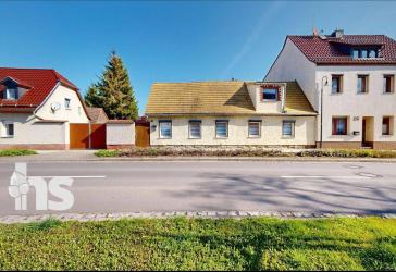 PROVISIONSFREI: Doppelhaushälfte in Bad Lauchstädt - kompakt, solide & mit Potenzial