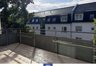 Eindrucksvolle Wohnung mit Balkon in gepflegter Umgebung!