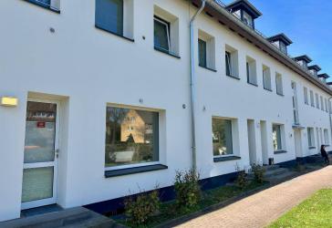 Strategisch Top gelegene Laden/Bürofläche auf der Grenze Lokstedt/Niendorf zu verkaufen!