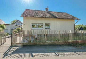 *Provisionsfrei* Mehr als nur vier Wände - freistehendes Zuhause mit Terrasse, Balkon & Carport