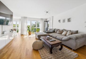 Provisionsfrei - Moderne Wohnung mit familienfreundlichem Grundriss und schönem Weitblick.