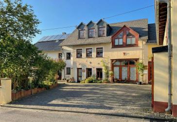 Vorschaubild Mehrfamilienhaus