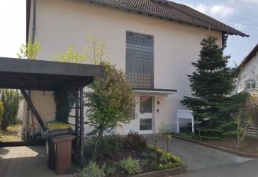 wunderschöne Balkon-Wohnung mit Fernblick in ruhiger Lage