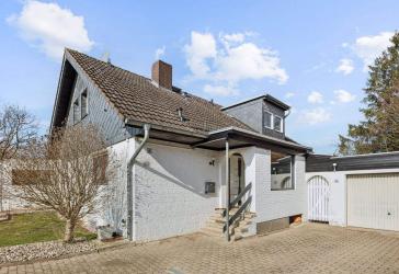 Traumhaftes Einfamilienhaus mit ausgebautem Dachgeschoss in Gronau-Betheln (Leine)