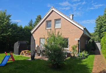 Familienfreundliches Haus mit 4 Zimmern in Henstedt-Ulzburg