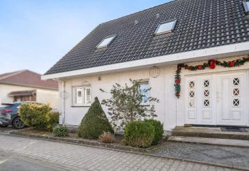 2 Wohnungen. Wohnen und Vermieten