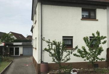 Einfamilienhaus mit großem Potenzial in Feldrandlage - Oftersheim, Siedlung (PROVISIONSFREI)