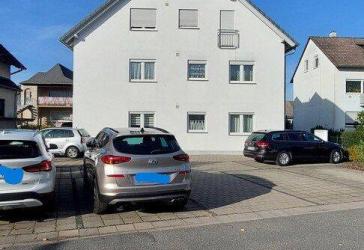 Schöne helle 3-Zimmer-DG-Wohnung