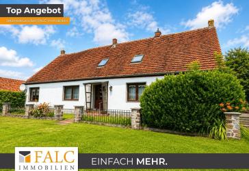 ***Naturnah wohnen in Feldrandlage - Einfamilienhaus mit viel Platz und großen Garten***