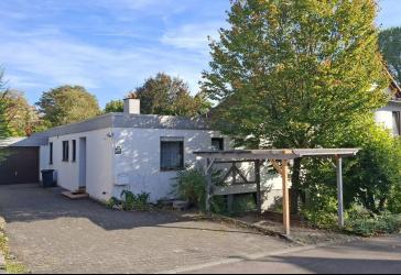 Flachdachbungalow Sternweg 4