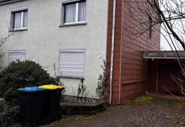 Charmantes Zweifamilienhaus in ruhiger Lage von Elversberg - Viel Platz für Familie, Generationen oder individuelle Wohnkonzepte