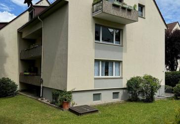 ** WOHNEN IN BESTER AUKAMMLAGE; TOPP GESCHNITTENE 4 ZIMMER WOHNUNG & TG STELLPLATZ **