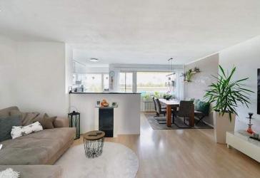 3-Zimmer Wohnung von Privat unverbaubarer Ausblick