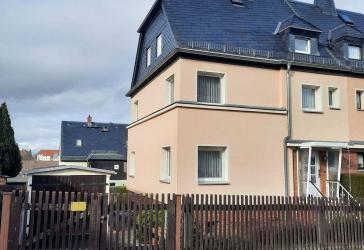 Solide Doppelhaushälfte in bester Lage von Crimmitschau