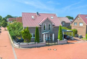 Lichtdurchflutetes Familienhaus in bester Lage von Kiel-Suchsdorf